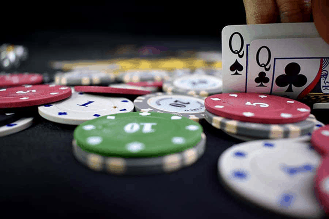 Ba điều cần chú ý trước khi chơi Poker online