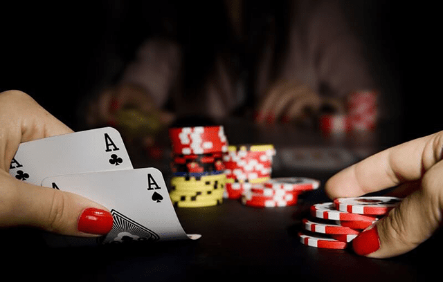 Giới thiệu và hướng dẫn những cách chơi của tựa game Poker?